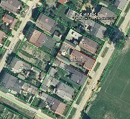 Hiša, Športska ulica, Ladimirevci, 31550 Valpovo