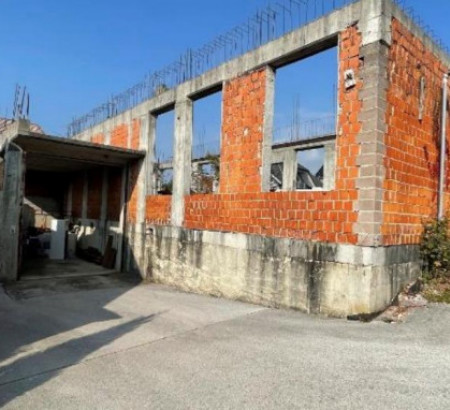 Stavbno zemljišče - v deležu ½, Olševek, 4205 Preddvor