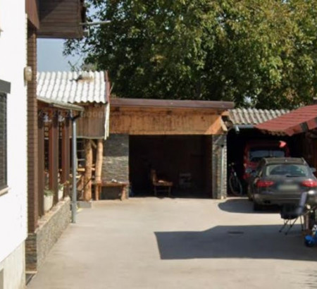 Garaža - v deležu ½, Mladinska ulica, Bakovci, 9000 Murska Sobota