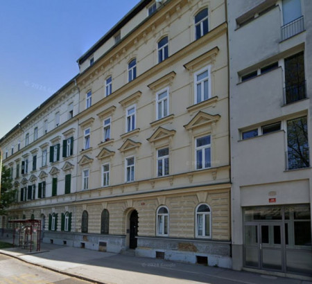 Stanovanje, Valvasorjeva ulica, 2000 Maribor