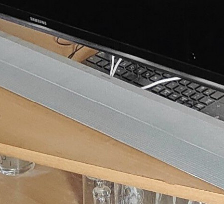 TV zvočnik (soundbar)