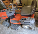 Vrtni traktor Husqvarna LTH 171, letnik 2010
