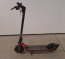 Električni skiro Segway Ninebot KickScooter D18E, letnik 2021