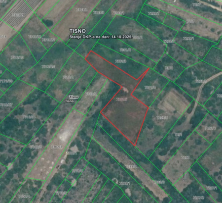 Kmetijsko zemljišče - v deležu 4/5, Tisno, 22240 Tisno