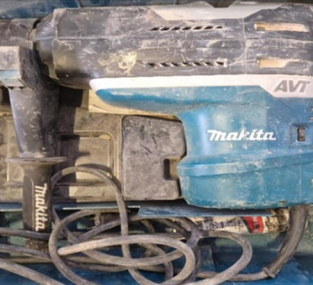 Vrtalno kladivo Makita HR 5212C
