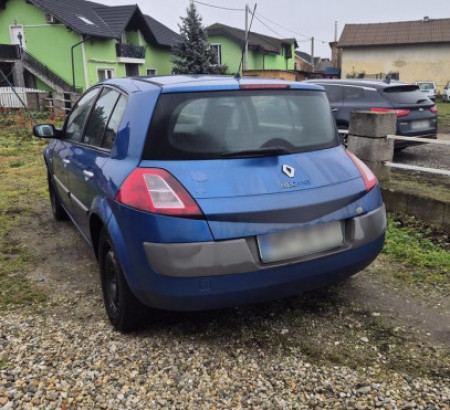 Renault Megane 1.6, letnik 2004