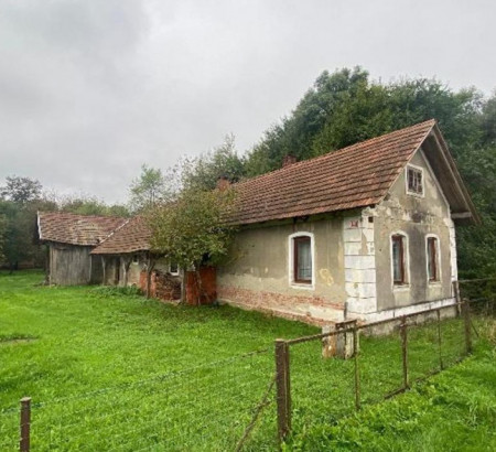 Stanovanjsko gospodarska hiša, Trate, Dokležovje, 9231 Beltinci
