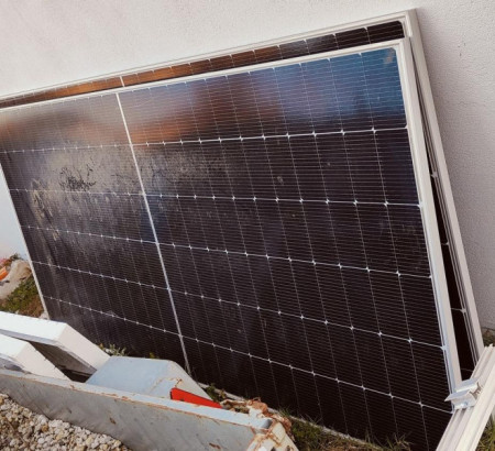 Solarni paneli