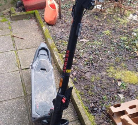 Električni skiro Segway