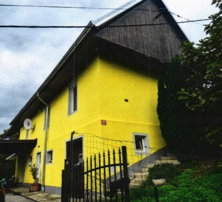 Del dvostanovanjske hiše, Kozjak nad Pesnico, 2201 Zgornja Kungota