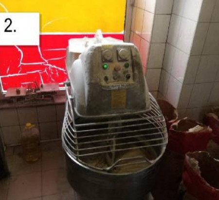 Industrijski mešalec testa