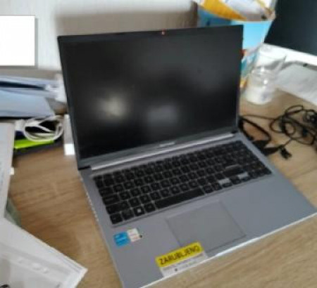 Prenosni računalnik Asus