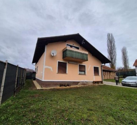 Hiša, gospodarska poslopja, Nuskova, 9262 Rogašovci 