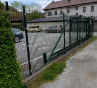 Drsna panelna ograja