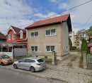 Dvostanovanjska hiša - v deležu ½, Osojnikova ulica, 2000 Maribor