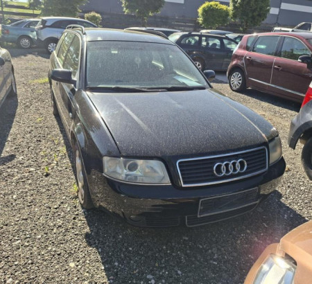 Audi A6 Avant 2.5 TDI, letnik 1. reg. 2003