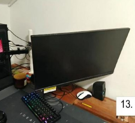 Osebni računalnik Sharkoon, LCD monitor