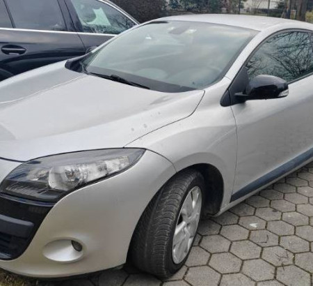 Renault Megane Coupe 1.6 16V, letnik 2011
