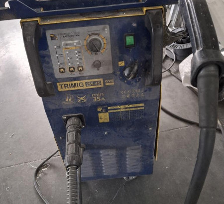 Varilni aparat GYS Trimig 255-4S