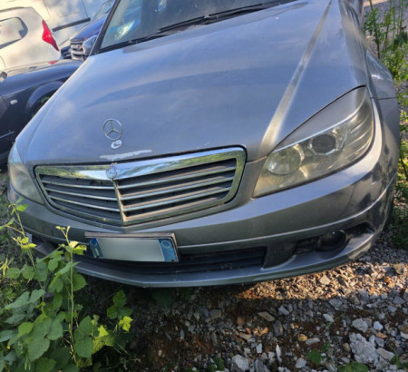 Mercedes-Benz C200 T CDI, letnik 2009