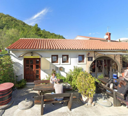 Poslovni prostor, Hrastovlje, 6275 Črni Kal