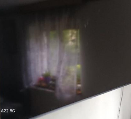LCD TV Hisense (75")