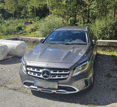 Mercedes-Benz GLA 250 4Matic AUT, letnik 1. reg. 2017